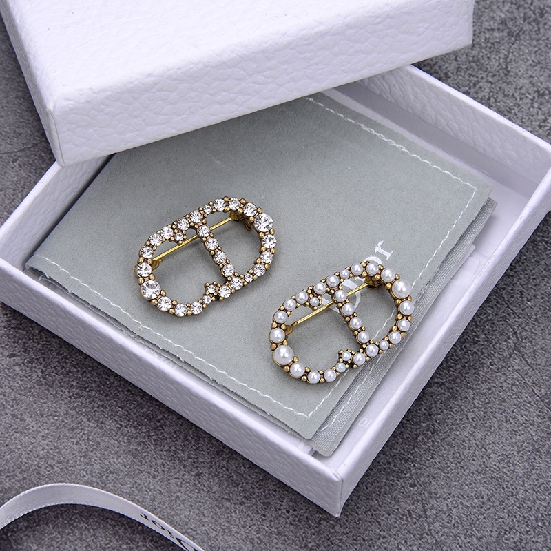 Dior Brooch 03lyr12